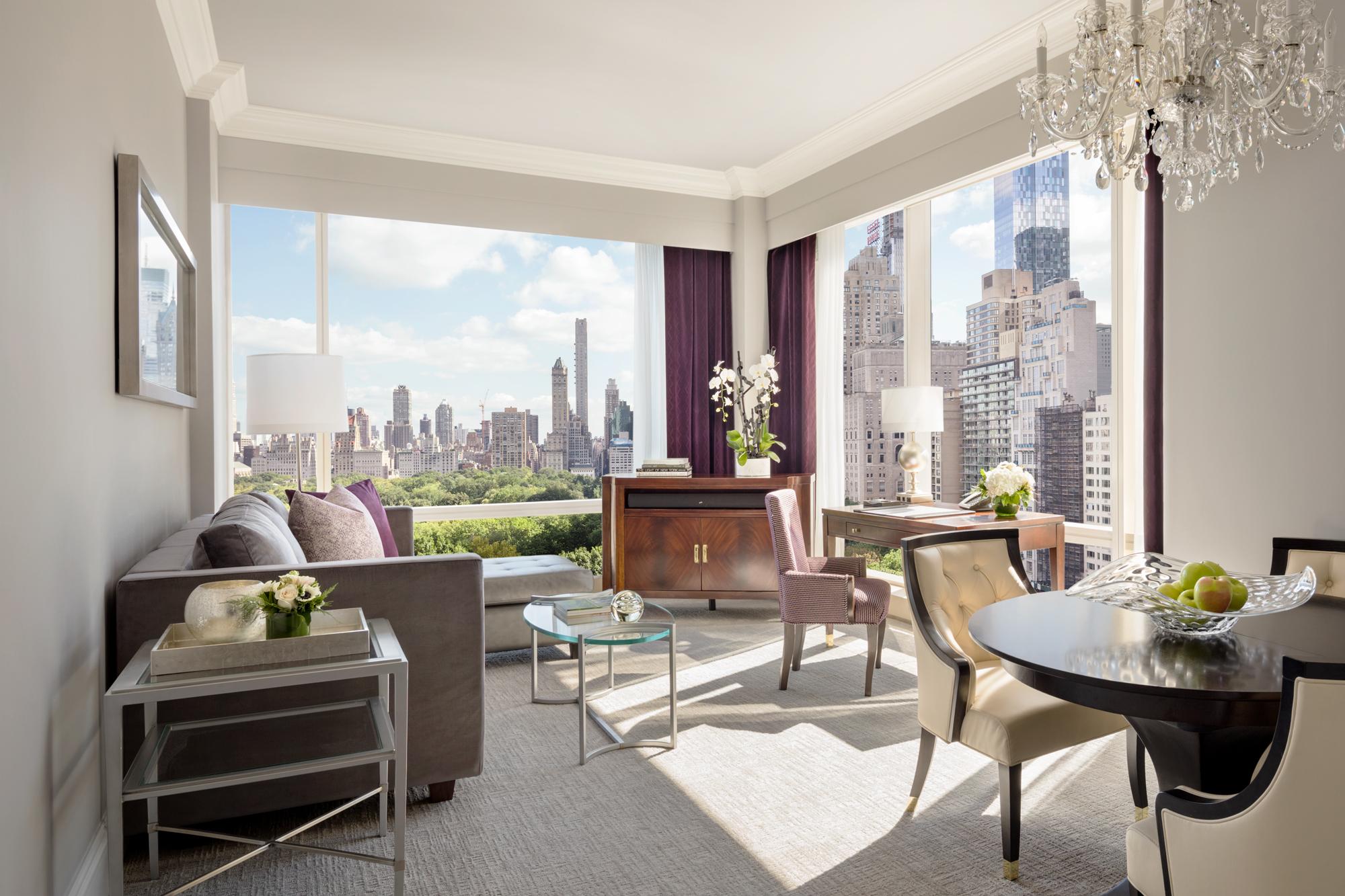 An Ambiance of Elegance & Sophistication